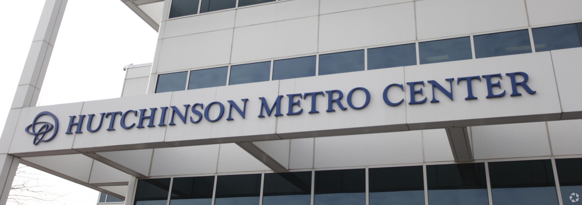 1200 Waters Pl, Bronx, NY 10461 Hutchinson Metro Center