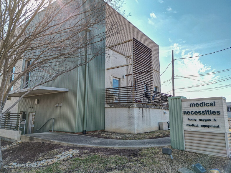 1811 Charlotte Ave, Nashville, TN for sale - Building Photo - Image 1 of 24