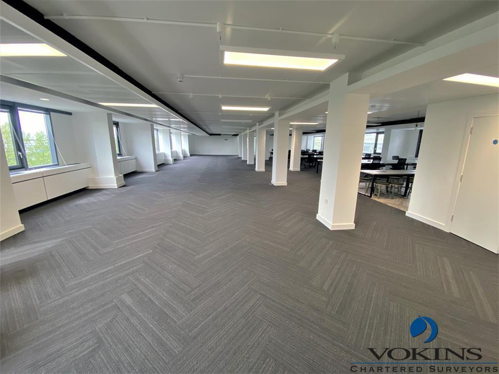 1000 Great West Rd, Brentford for lease Interior Photo- Image 1 of 9