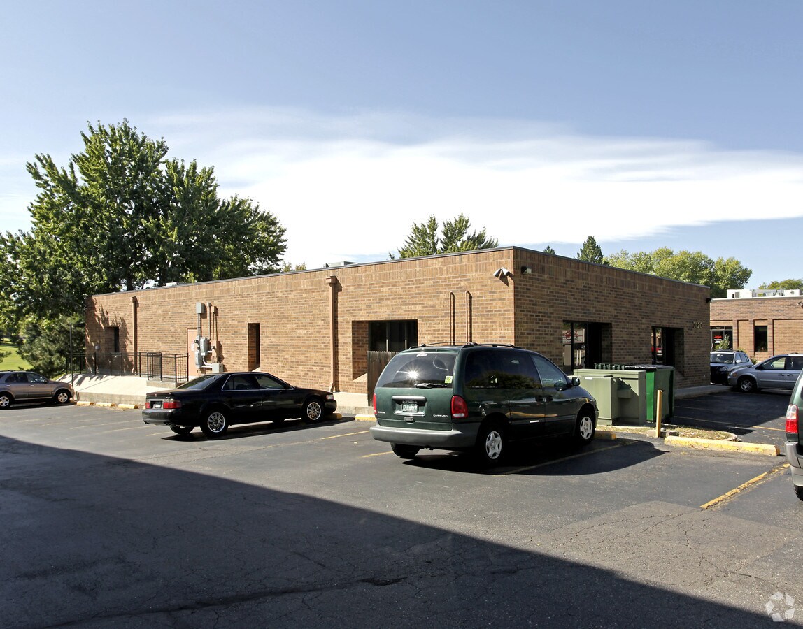 7120 E Hampden Ave, Denver, CO 80224