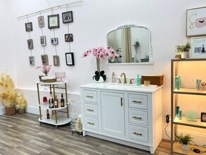 5050 Sunbeam Rd, Jacksonville, FL for lease Interior Photo- Image 2 of 4