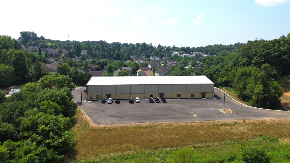 3030 Amherst Rd, Knoxville, TN for lease - Building Photo - Image 2 of 8