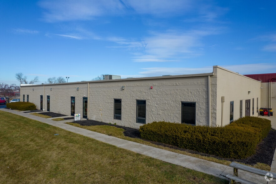 648 Clymer Rd, Marysville, OH for lease - Building Photo - Image 1 of 9