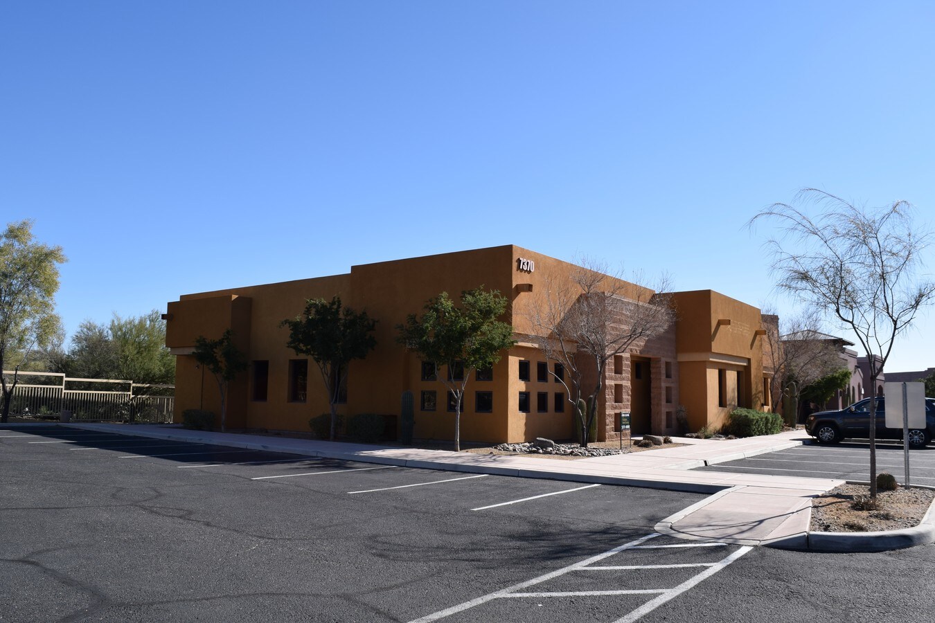7370 N La Cholla Blvd, Tucson, AZ, 85741 Medical Property For Sale on