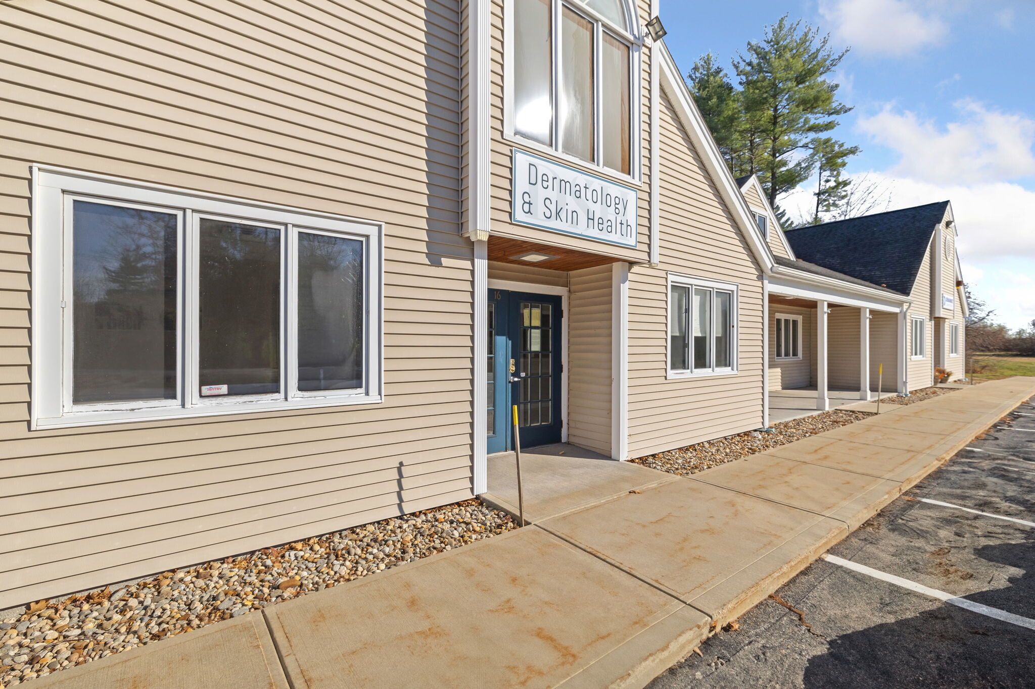 1C Commons Dr, Londonderry, NH for sale Building Photo- Image 1 of 21