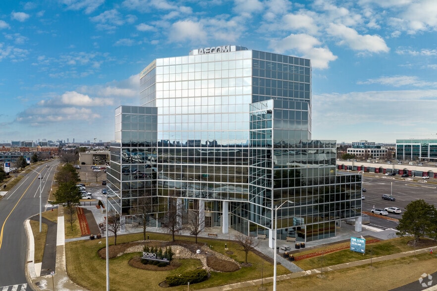 5090 Explorer Dr, Mississauga, ON for lease - Building Photo - Image 1 of 3