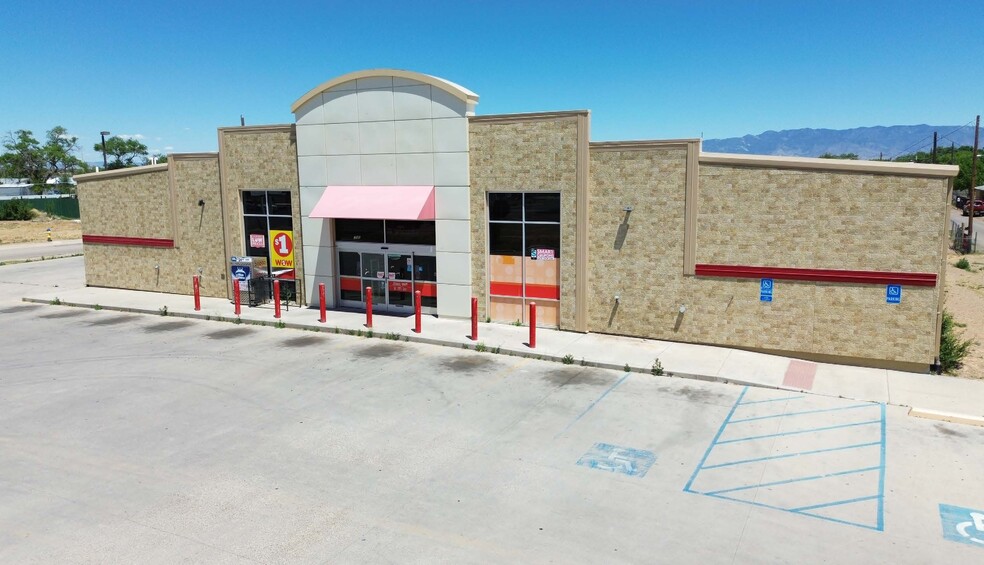 708 S Main St, Belen, NM for lease - Building Photo - Image 1 of 8