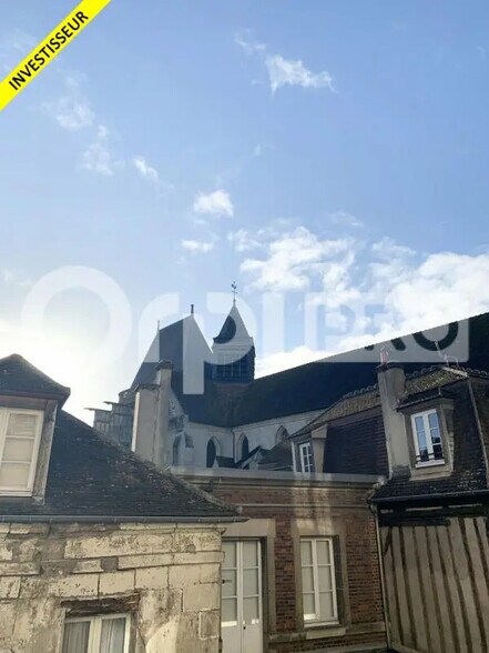 Office in Compiègne for sale - Building Photo - Image 1 of 5