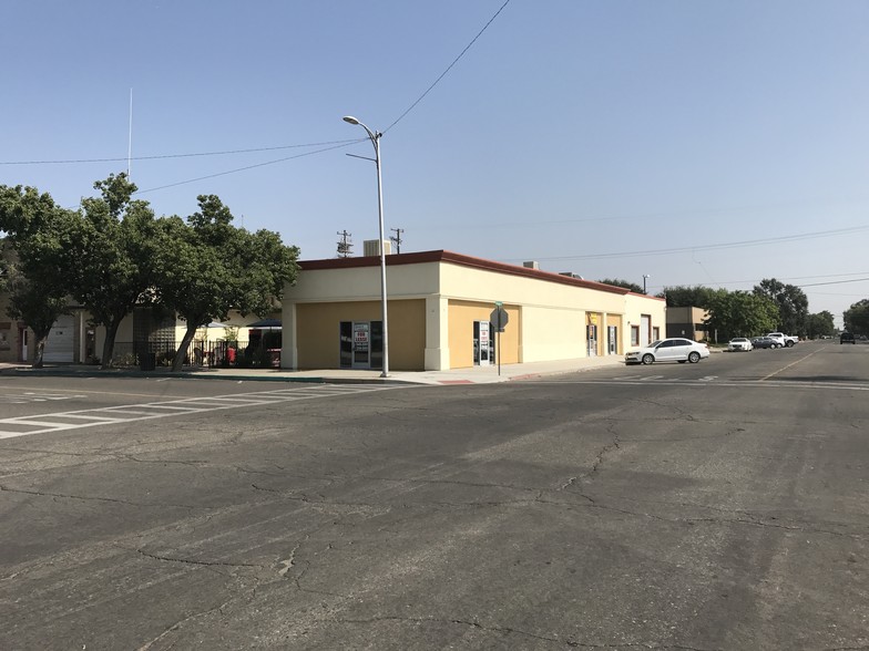 210 E Main St, Fowler, CA for sale - Building Photo - Image 1 of 1