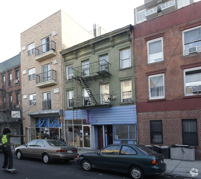 336 Grand St, Brooklyn, NY 11211 | LoopNet