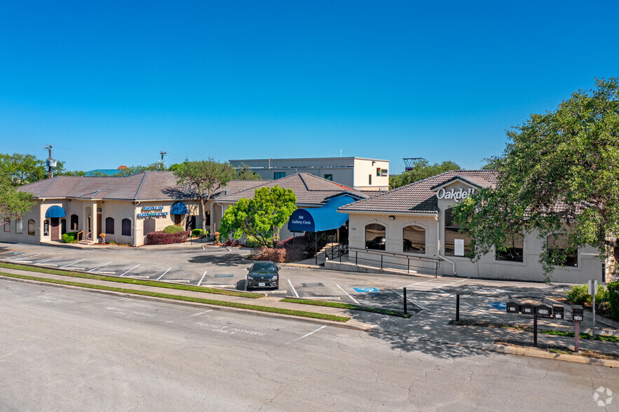 104 Gallery Cir, San Antonio, TX for sale - Primary Photo - Image 1 of 1