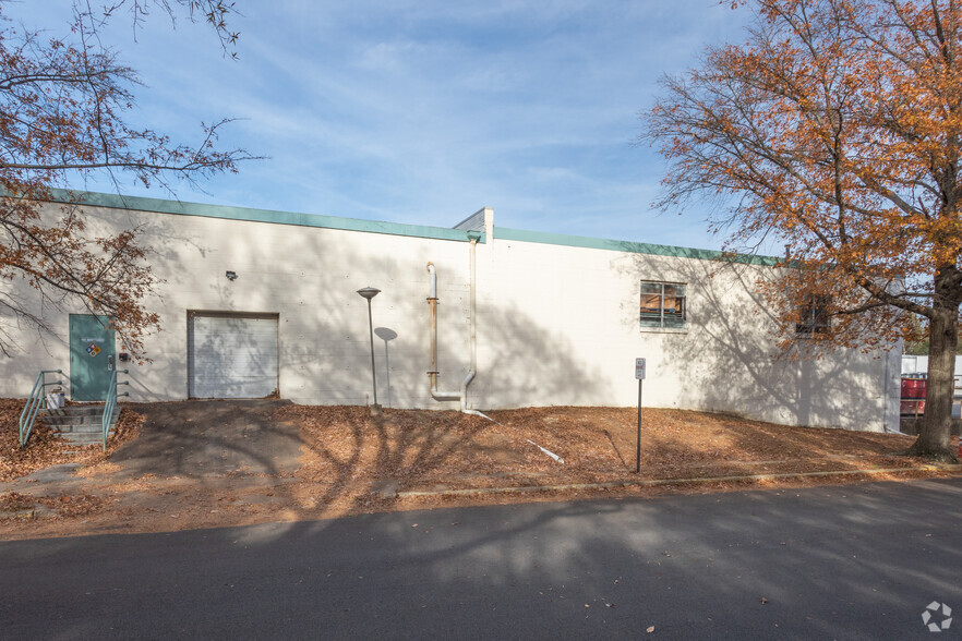 7001 Loisdale Rd, Springfield, VA for lease - Building Photo - Image 2 of 3