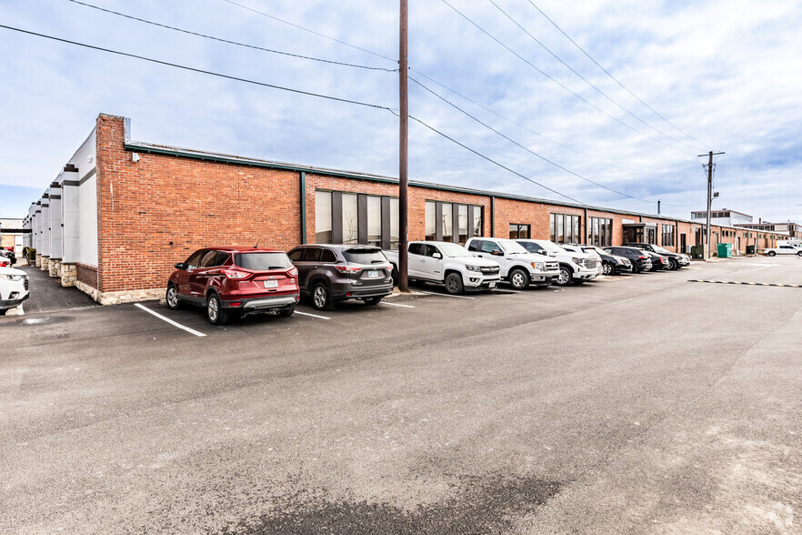 1600-1700 Swift Ave, North Kansas City, MO for lease - Building Photo - Image 1 of 5