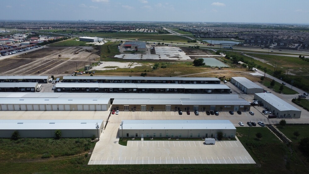 12500 Willow Springs Rd, Haslet, TX for lease - Building Photo - Image 1 of 7