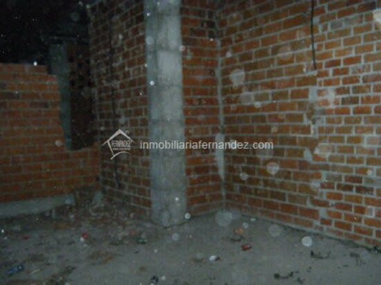 Retail in Cáceres, Cáceres for lease - Building Photo - Image 2 of 3