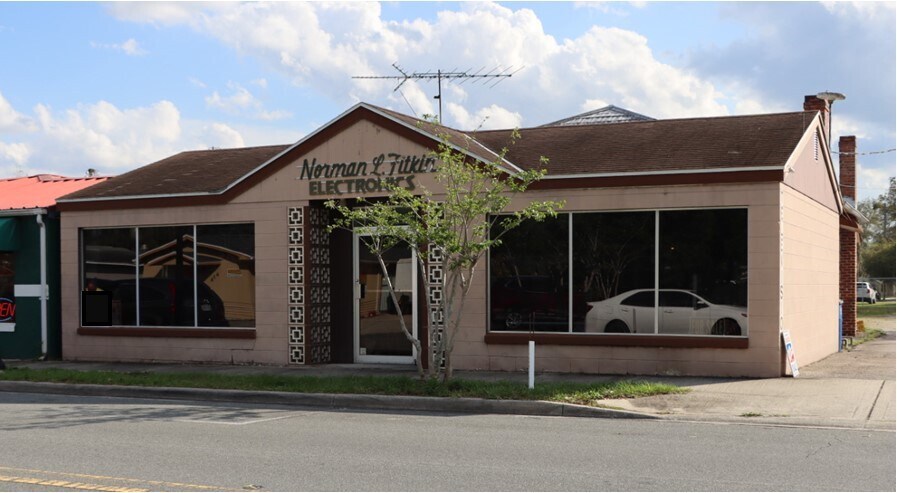 627 S Commerce Ave, Sebring, FL for sale - Building Photo - Image 1 of 1