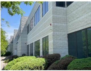 More details for 600 Boyce Rd, Pittsburgh, PA - Industrial for Lease