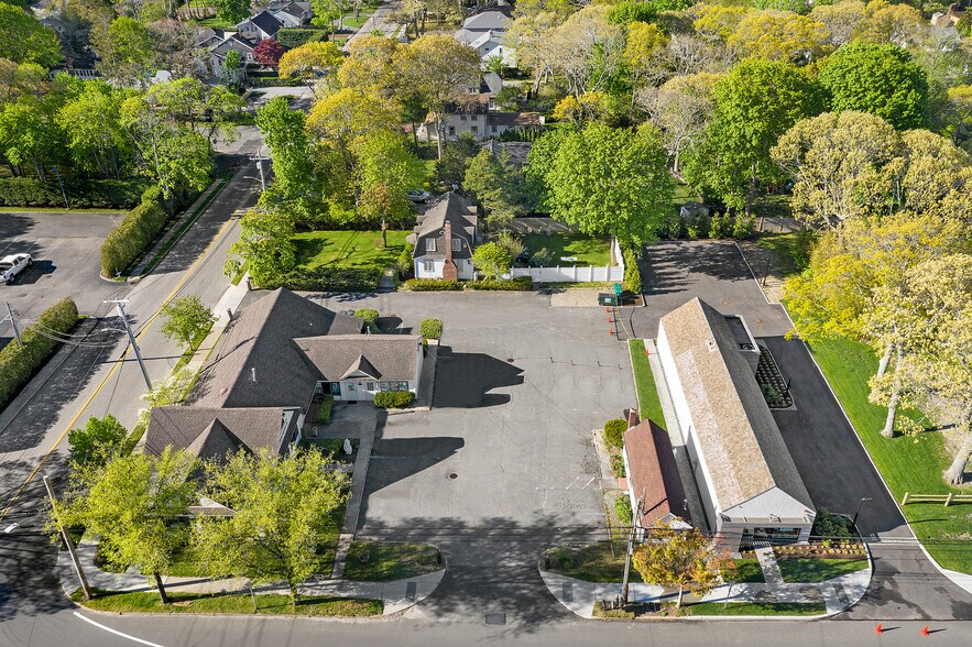 173-185 Montauk Hwy, Westhampton Beach, NY for sale - Building Photo - Image 1 of 1