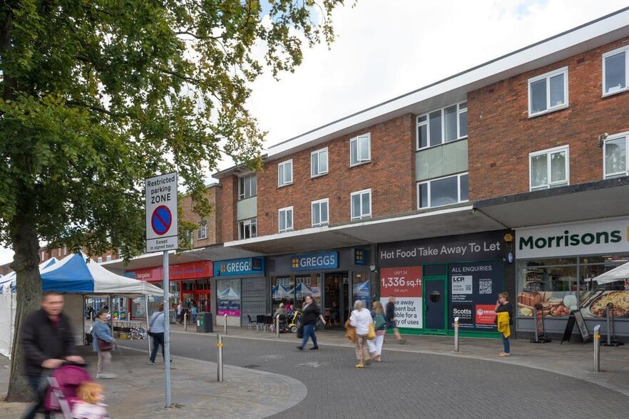 24 Broadway, Scunthorpe for lease - Building Photo - Image 3 of 6