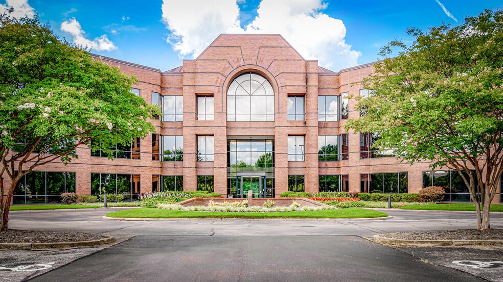 8295 Tournament Dr, Memphis, TN for lease - Building Photo - Image 3 of 23