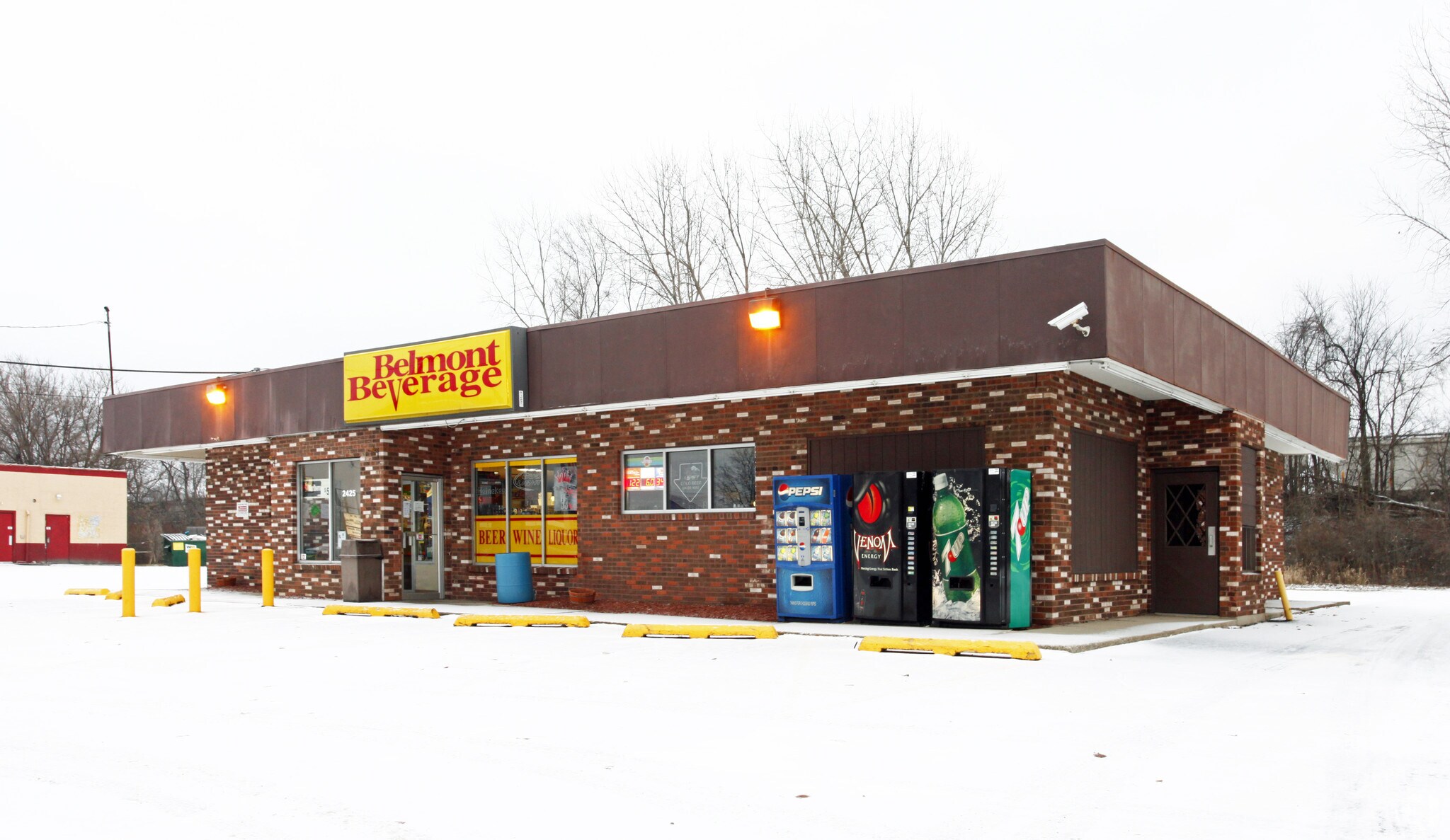 2425 W Jefferson Blvd, Fort Wayne, IN for sale Primary Photo- Image 1 of 1