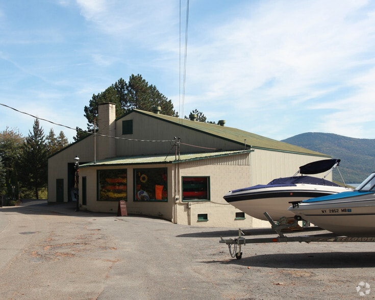 36 Sagamore Rd, Bolton Landing, NY for sale - Primary Photo - Image 1 of 1