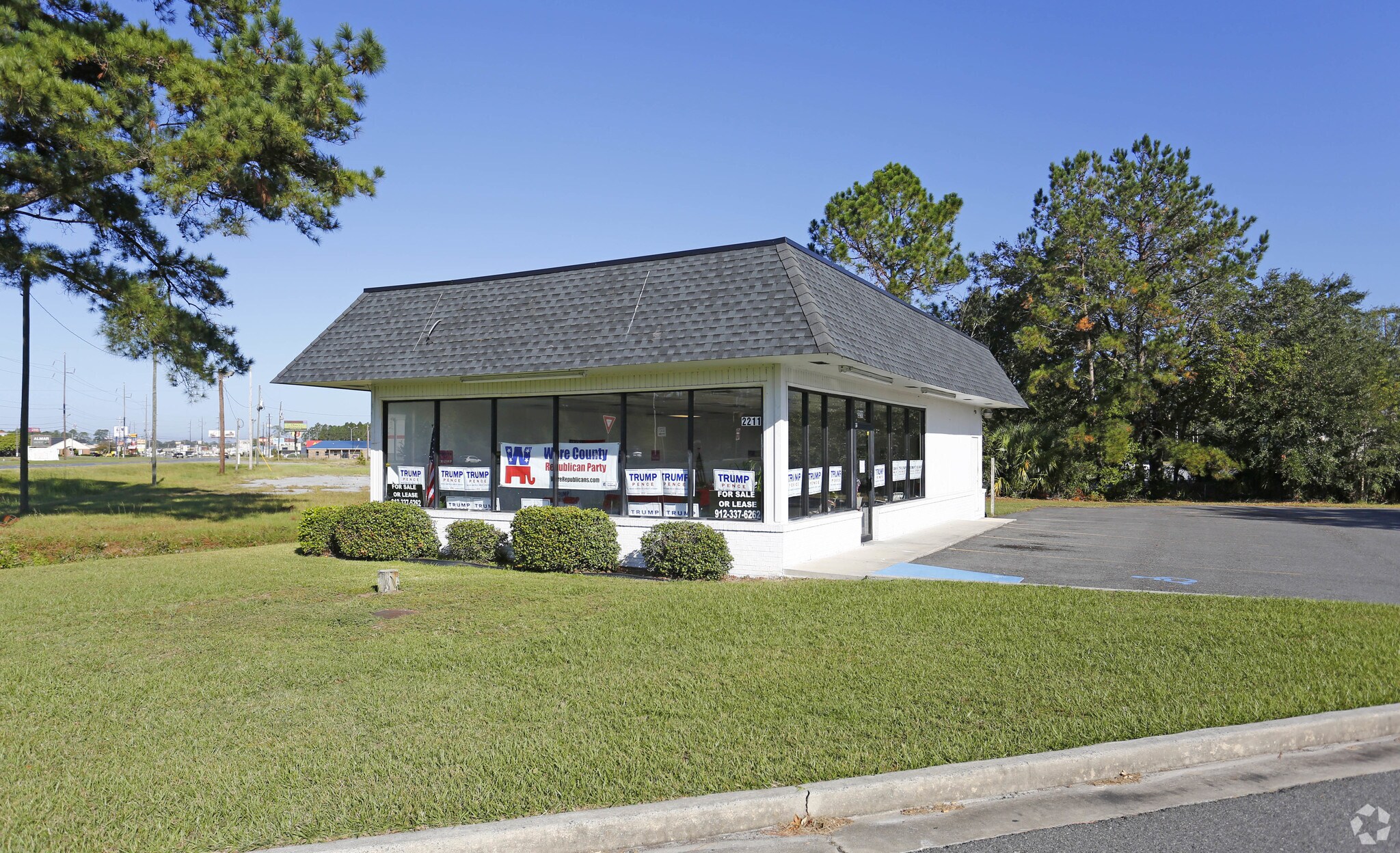 2211 Memorial Dr, Waycross, GA for sale Primary Photo- Image 1 of 1