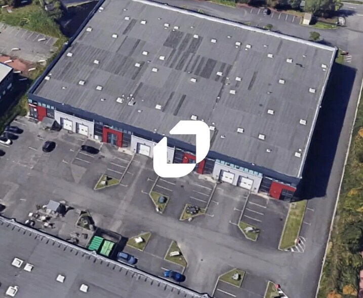 Office in Hem for lease - Aerial - Image 2 of 2