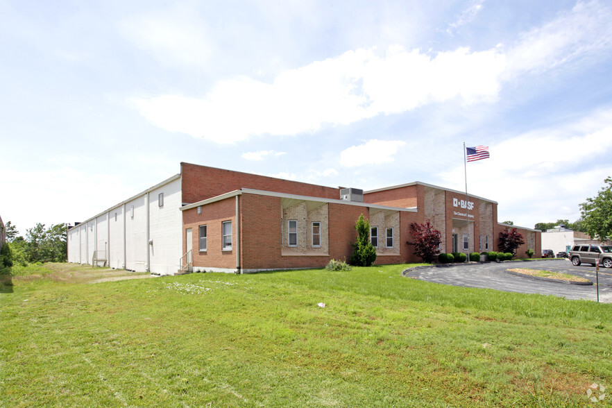 3615 Tree Court Industrial Blvd, Kirkwood, MO for lease - Primary Photo - Image 1 of 5