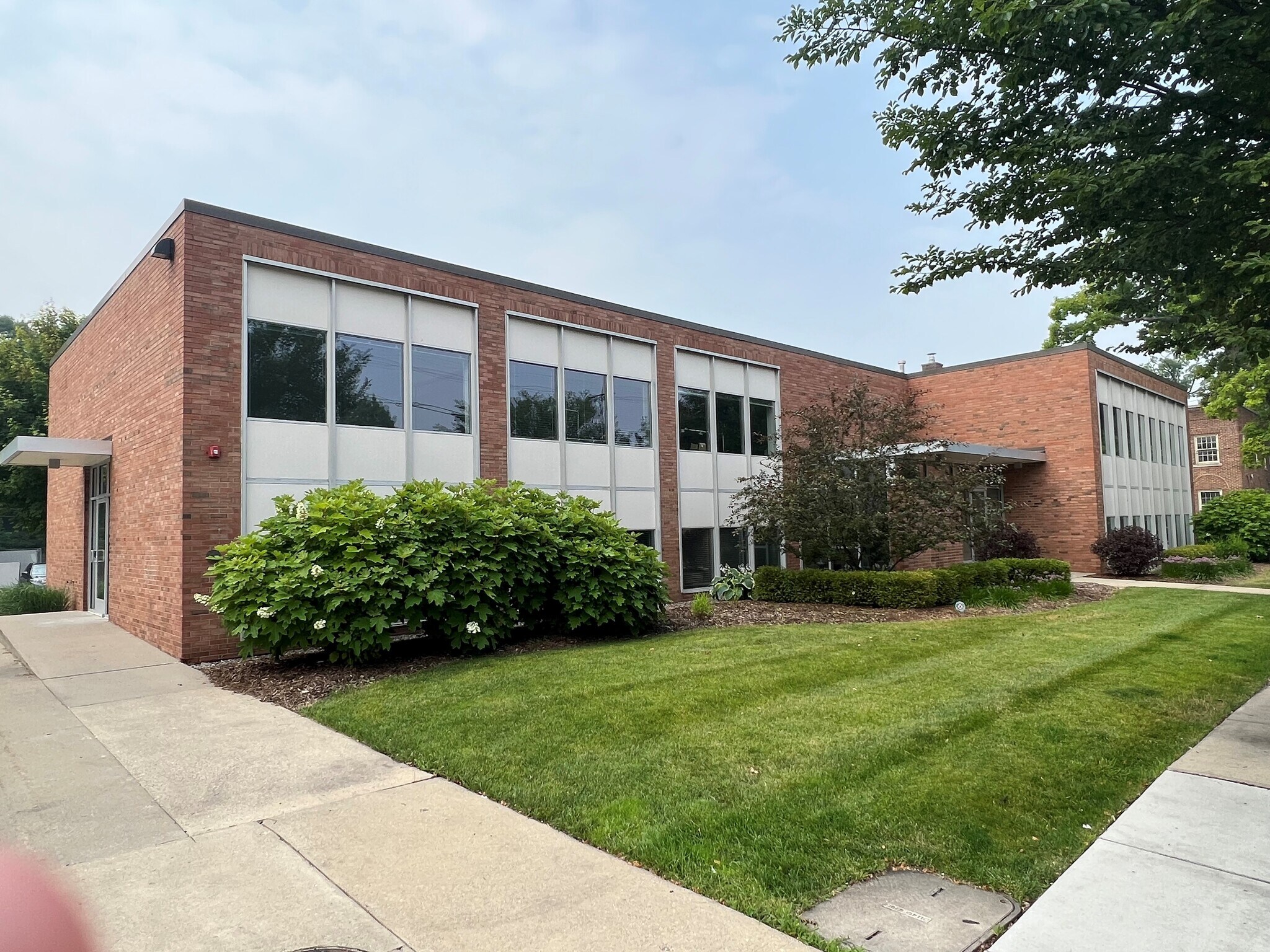 822 Cherry St SE, Grand Rapids, MI for sale Building Photo- Image 1 of 1