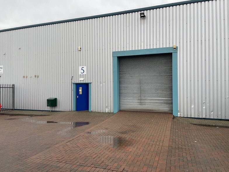 3 Wardpark Rd, Cumbernauld for lease - Building Photo - Image 1 of 14