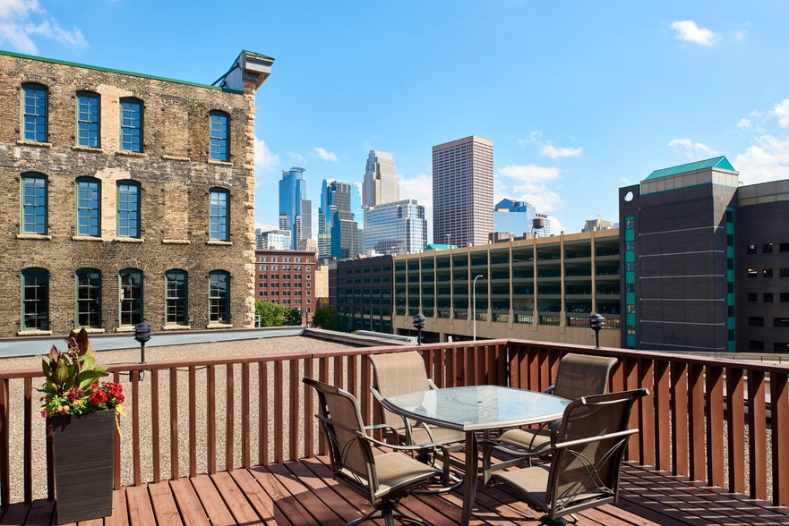 333 N Washington Ave, Minneapolis, MN for lease - Building Photo - Image 3 of 25