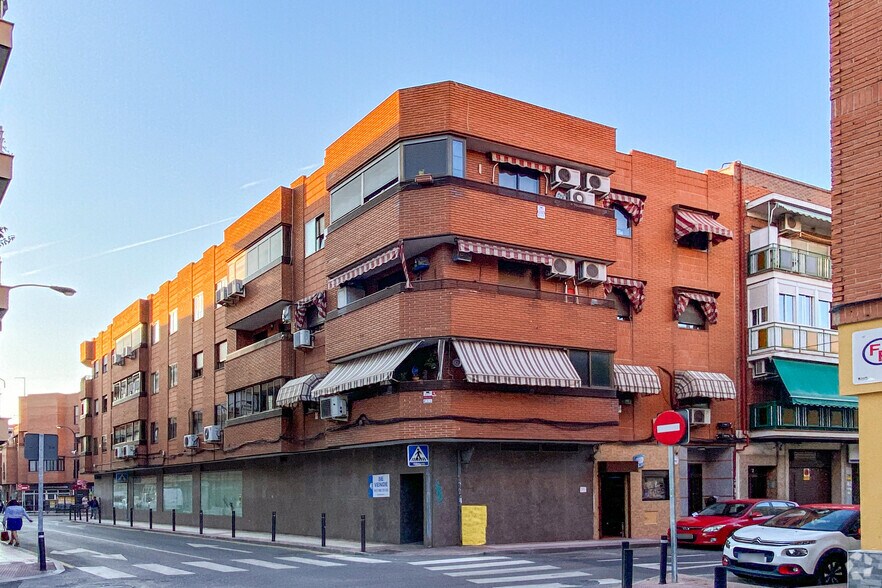 Calle Nuñez de Balboa, 54, Getafe, Madrid for sale - Primary Photo - Image 1 of 1