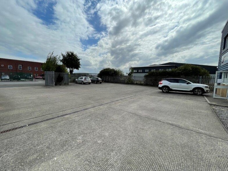 Unit 3 Bristol Rd, Bridgwater for lease - Building Photo - Image 2 of 5