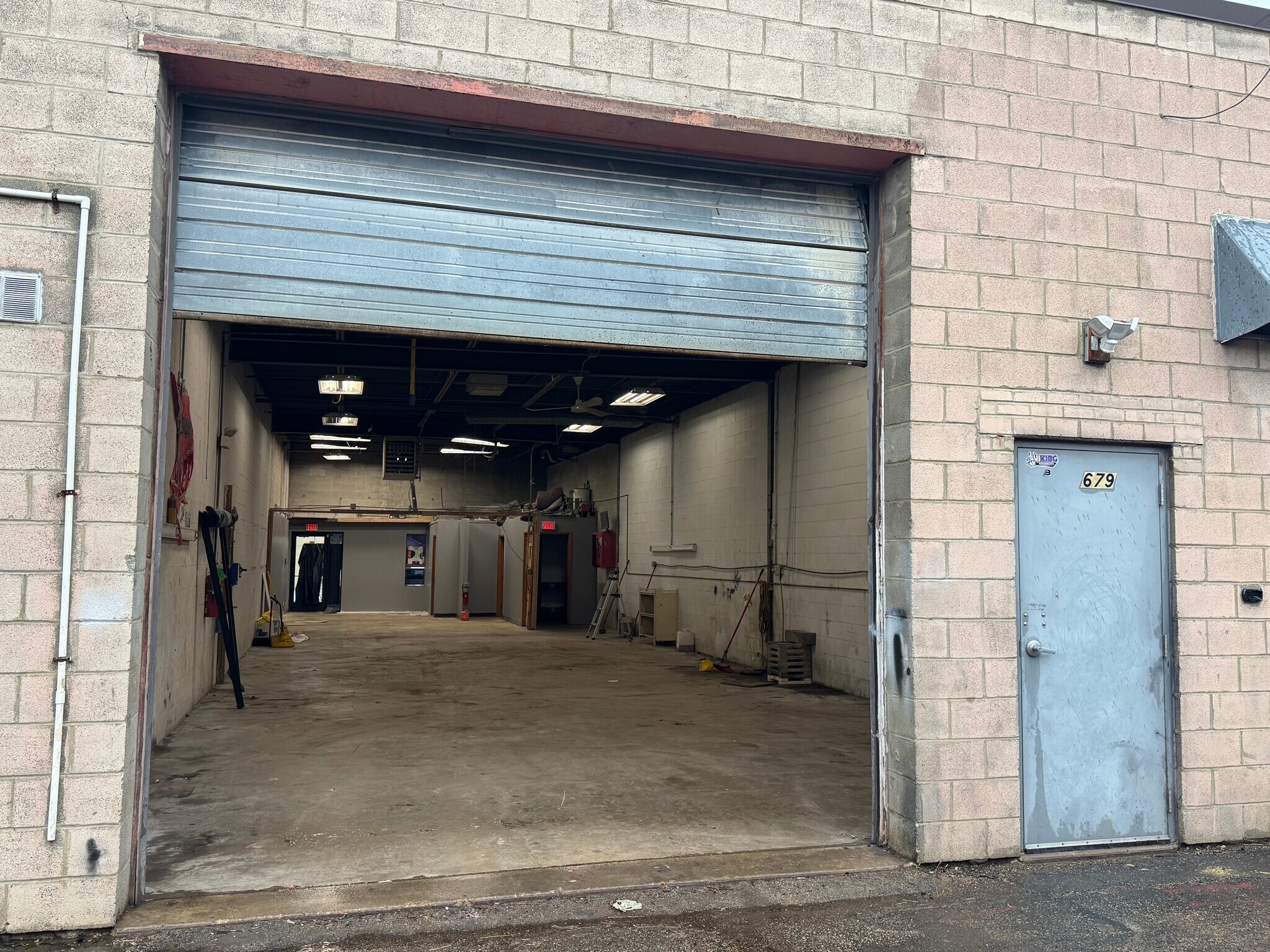 677-687 Bonded Pky, Streamwood, IL for sale Building Photo- Image 1 of 1