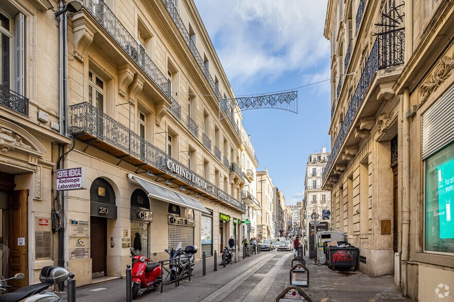 20 Rue Montgrand, Marseille for sale - Building Photo - Image 2 of 3