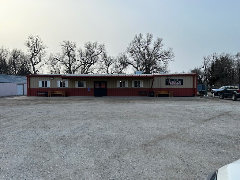 807 10th St, Great Bend, KS for sale - Building Photo - Image 1 of 1