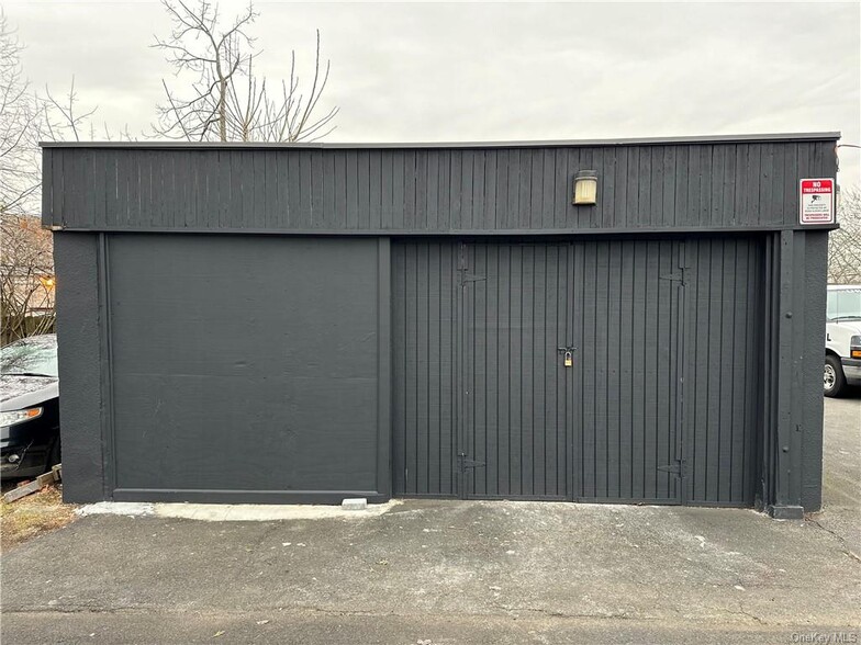 107 Lake Rd, Congers, NY for lease - Building Photo - Image 2 of 9