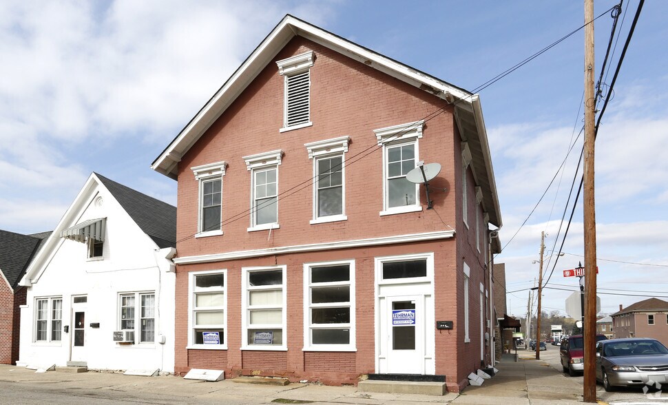 502 3rd St, Aurora, IN for sale - Primary Photo - Image 1 of 1