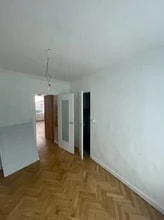 Retail in Vernaison for lease Interior Photo- Image 2 of 3