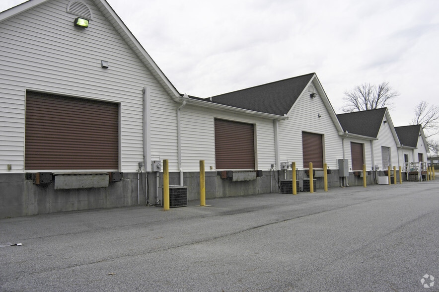 251 Prism Dr, Carrollton, GA for lease - Building Photo - Image 2 of 10