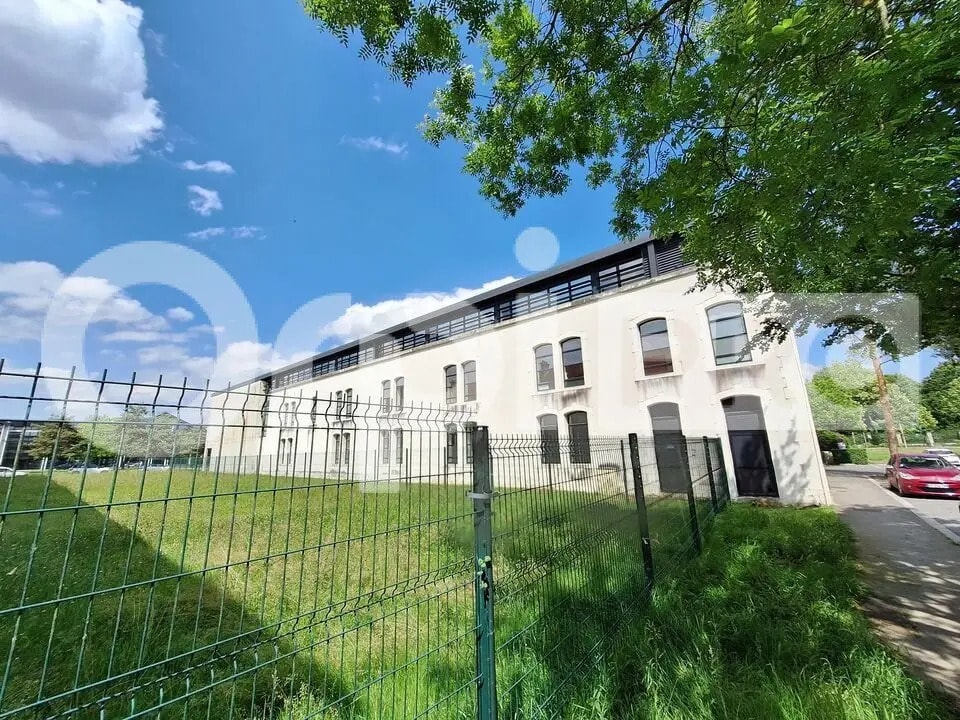 Office in Soissons for sale Building Photo- Image 1 of 5