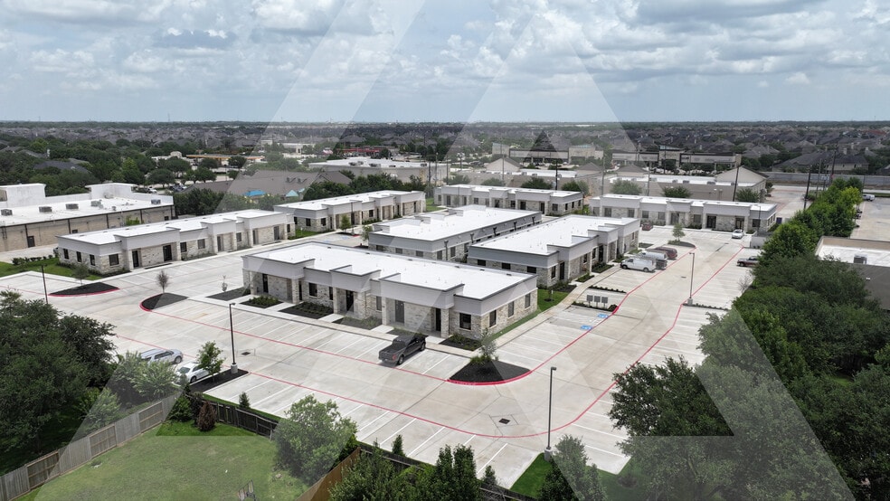 28111 S Firethorne Rd, Katy, TX for lease - Building Photo - Image 3 of 13