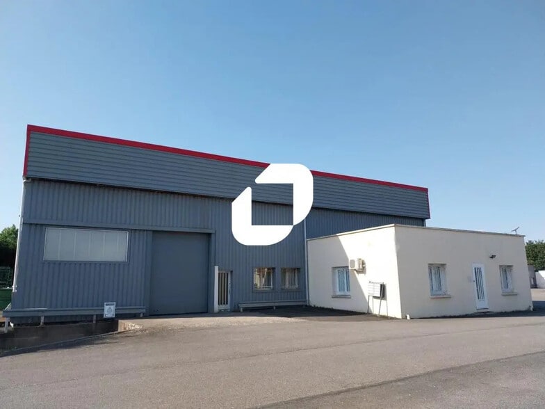 Flex in Carquefou for lease - Building Photo - Image 3 of 6