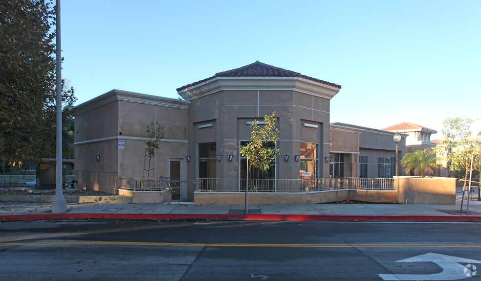 7230-7240 Foothill Blvd, Tujunga, CA for sale - Primary Photo - Image 1 of 1