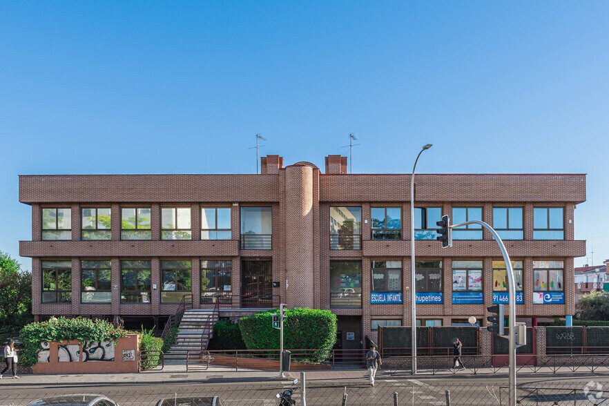 Calle Zarzamora, 13, Madrid, Madrid for sale - Primary Photo - Image 1 of 1