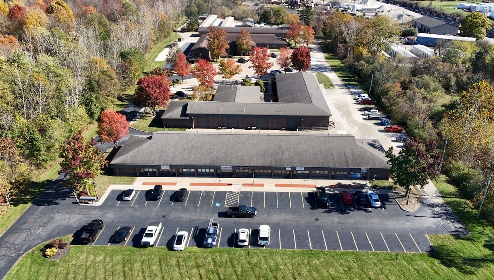 1245 S Cleveland Massillon Rd, Akron, OH for lease - Building Photo - Image 1 of 11