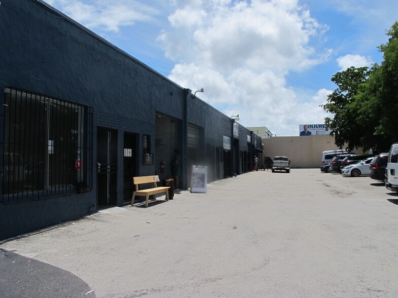 1600-1616 NW 20th St, Miami, FL for lease - Building Photo - Image 1 of 4