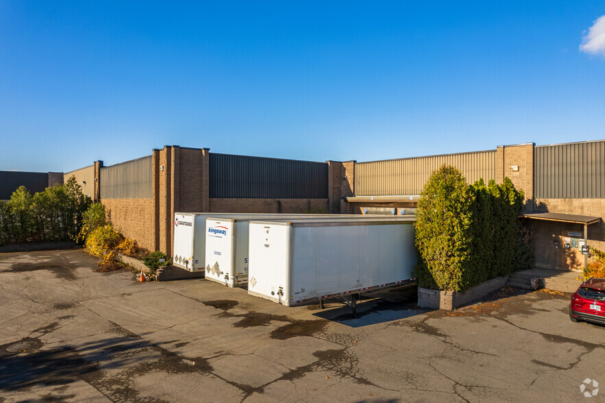 3800 Boul Du Tricentenaire, Montréal, QC for lease - Building Photo - Image 3 of 14