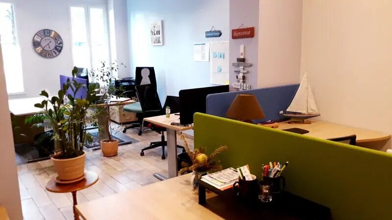 Office in Vanves for sale - Interior Photo - Image 2 of 5
